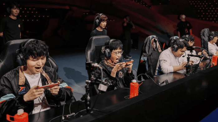 Podcast Tentang Dunia Kompetitif Game