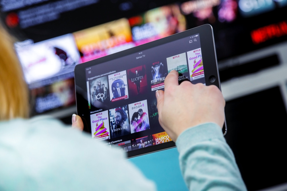 Platform Video Streaming Paling Digemari Masyarakat Indonesia 2022 ...